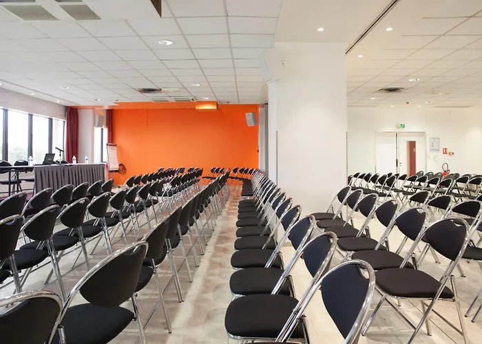 Hostal Résidence Internationale De *